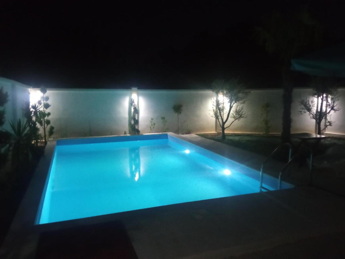 Willa House With Pool - Mitrovic Herceg Novi Zewnętrze zdjęcie